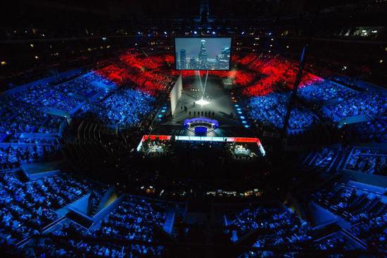 立场对立 立场对立