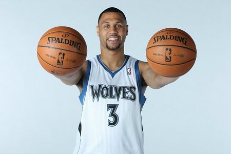 而非仅追逐 而非仅追逐